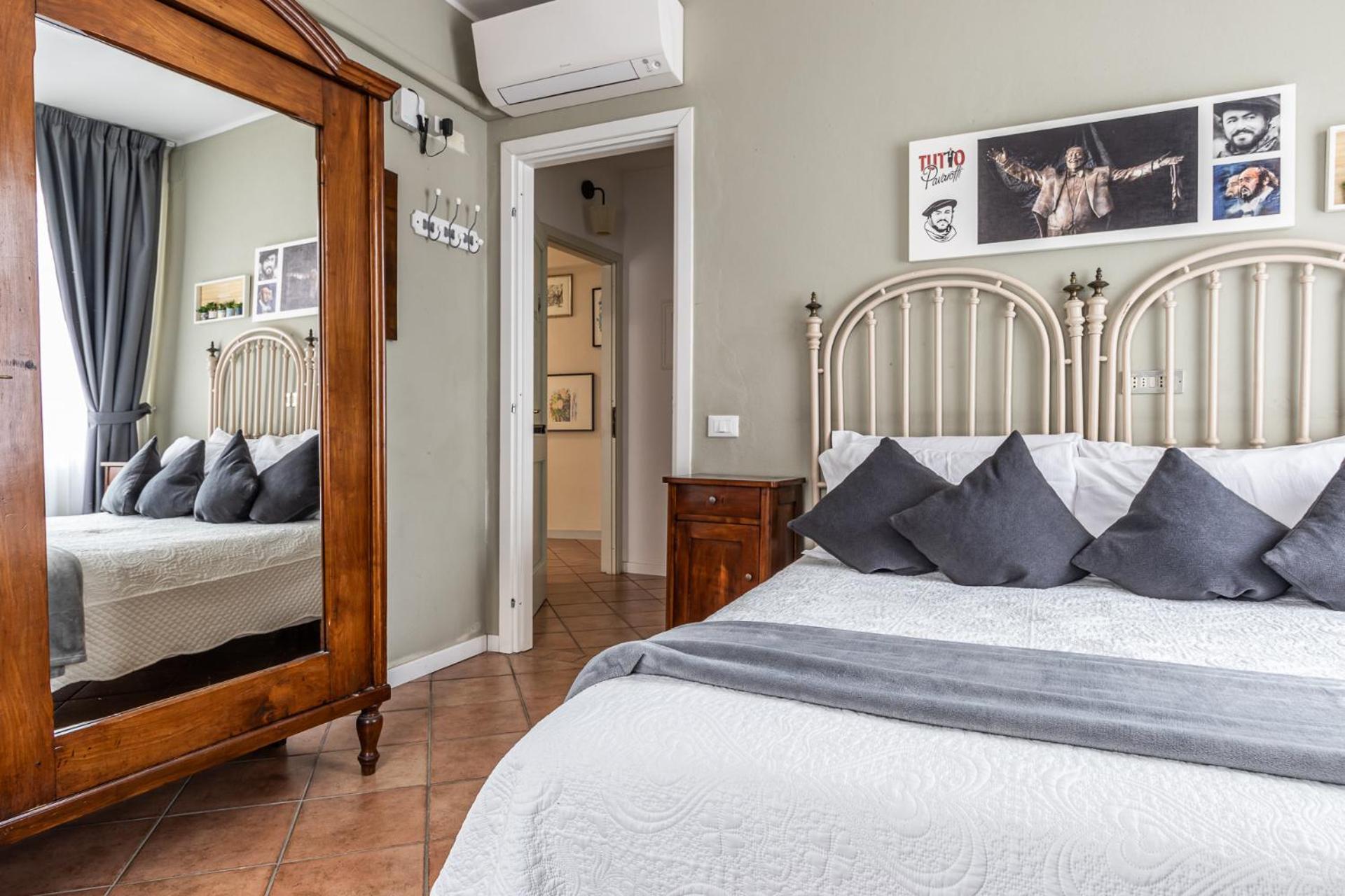 Room & Breakfast Canalino 21 Modena Luaran gambar