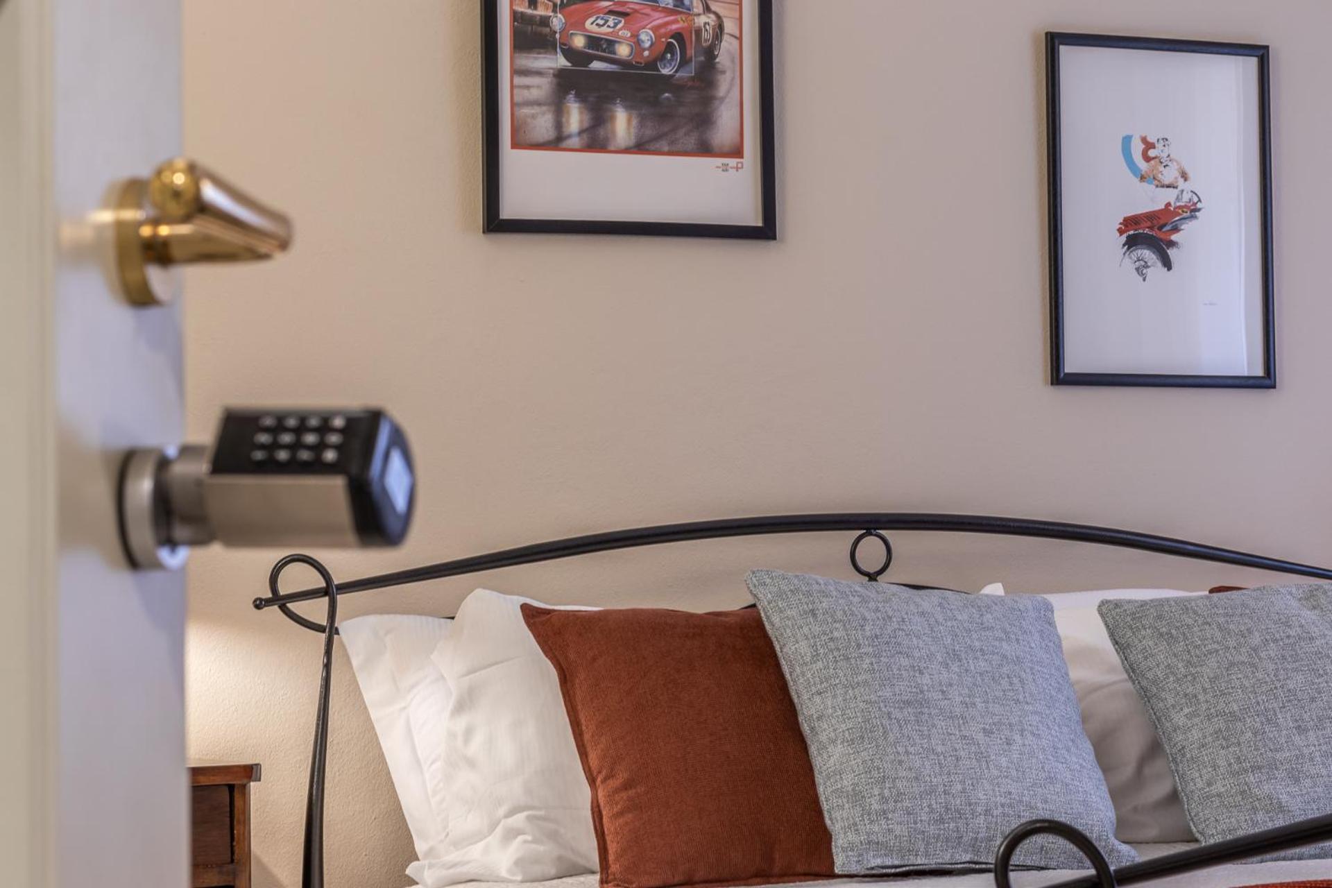 Room & Breakfast Canalino 21 Modena Luaran gambar